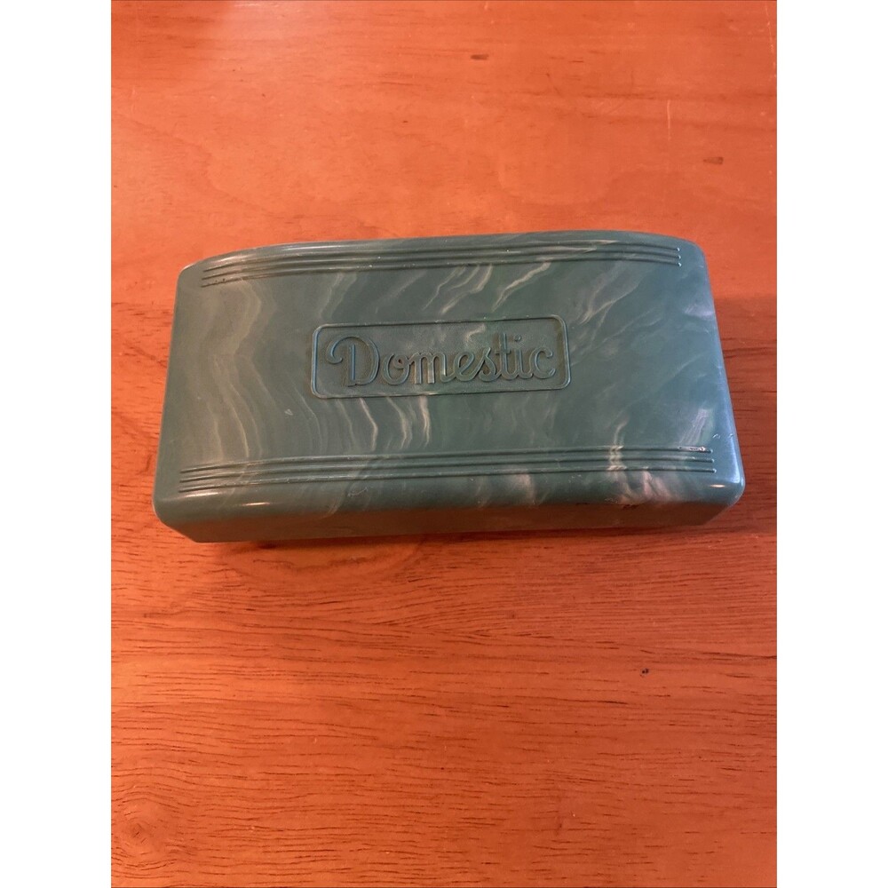 VTG Domestic Celluloid MARBLED GREEN PLASTIC TRINKET CASE Box